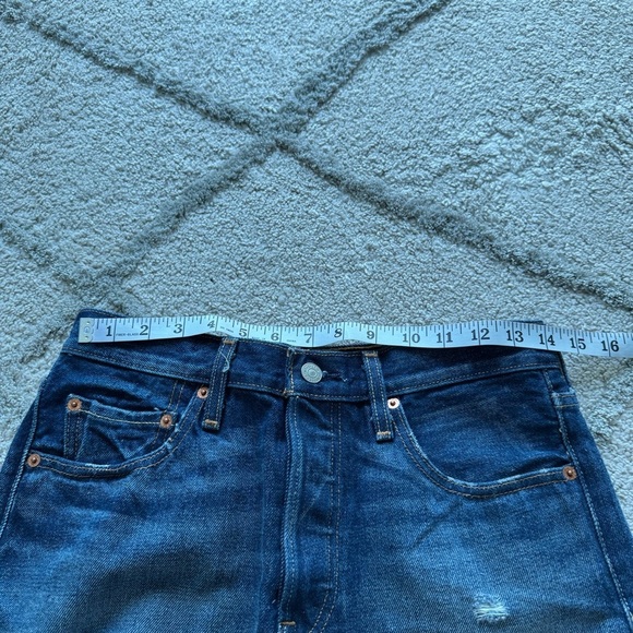 Levi’s 501 denim jean shorts high rise cut offs button fly 27 - Picture 8 of 10